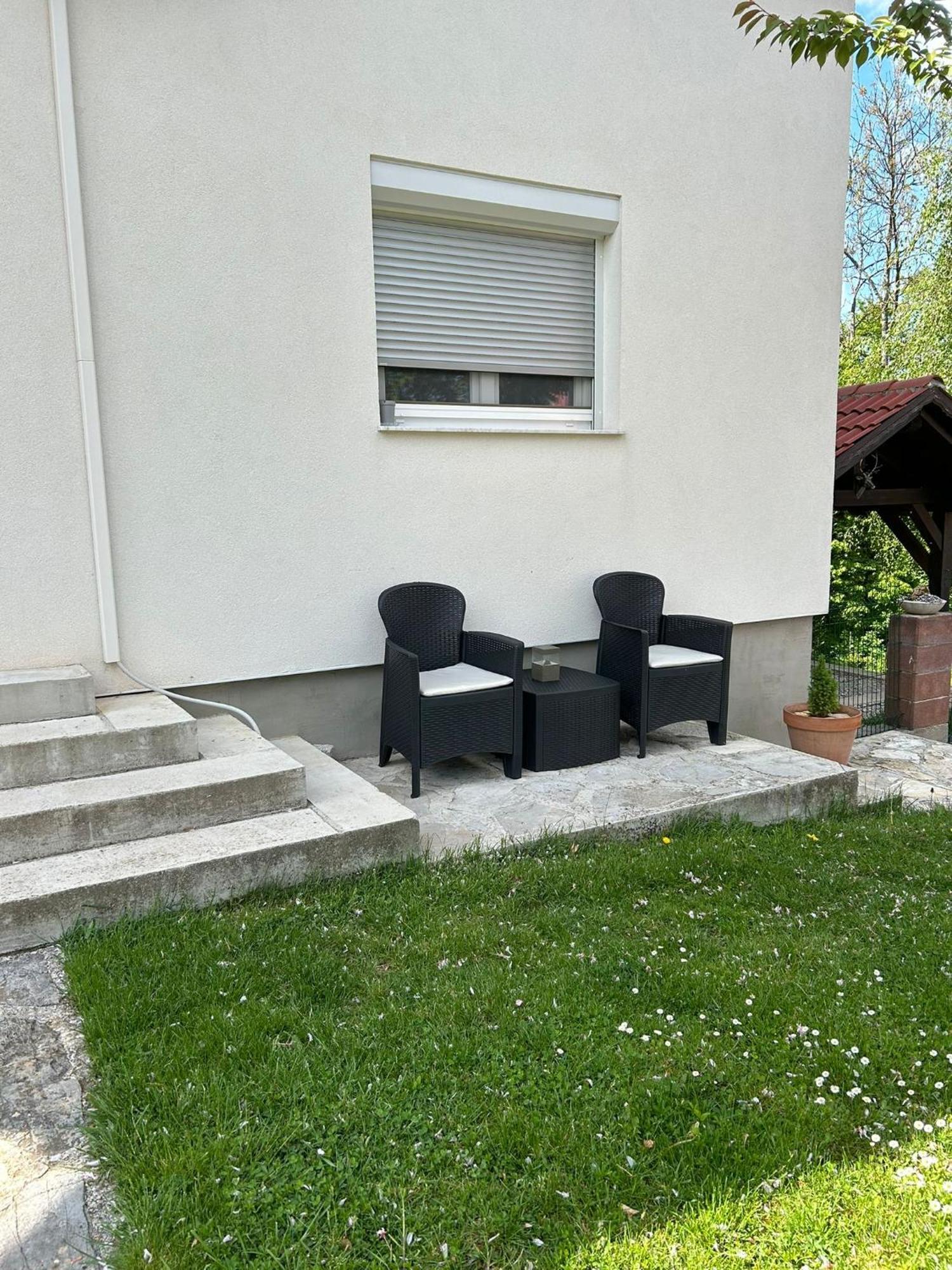 Studio Apartman Marta Кореница Экстерьер фото
